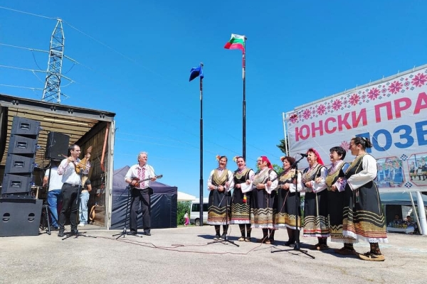 lozen-15089DA64C-F6B2-19F4-54D5-33A4D5994850.jpg
