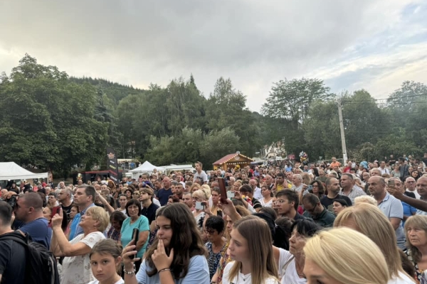 jeleznica-58BF5D2B4-B557-7E65-24E1-6F573FEEE34B.jpg